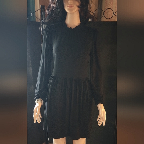 Boden Clara Jersey Shirt Dress Black  Long Sleeve w/ Ruffles Sleeve & Neck SZ 8 - Picture 3 of 11